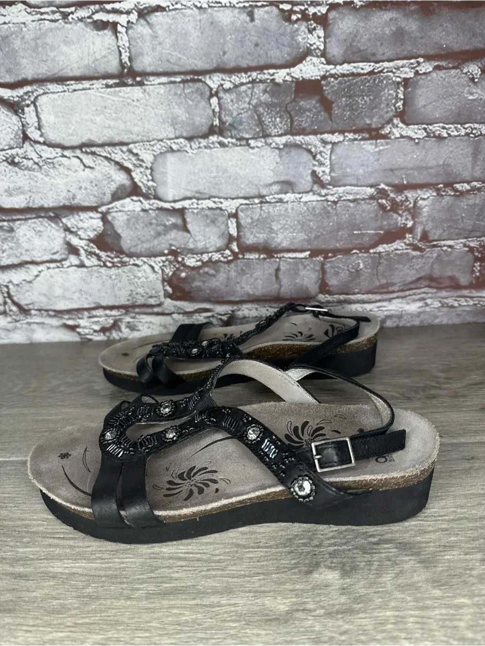 Abeo Neutral Black Leather Cheri Beaded Orthotic Comfort Buckle Sandals Women 7N